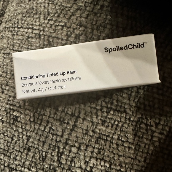 IL Makiage black Card 2 mascaras Lift, & Curl, & 2 Spoiled child extreme balm - Picture 3 of 3